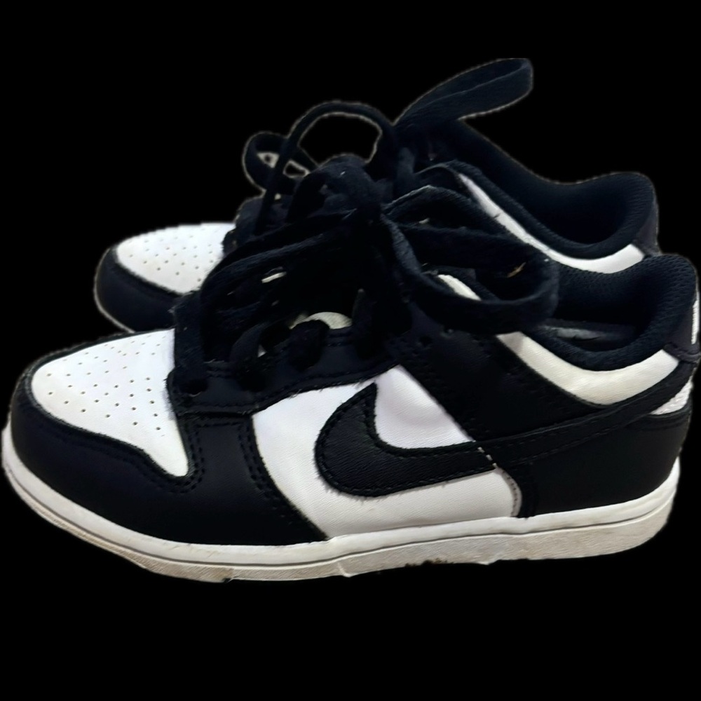 Nike Kids Black and White Sneakers